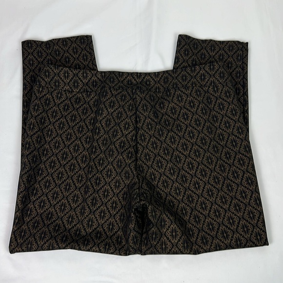 Soft Surroundings Women’s 2X Damask Pull-On Stretch Straight Leg Pant - Picture 3 of 9